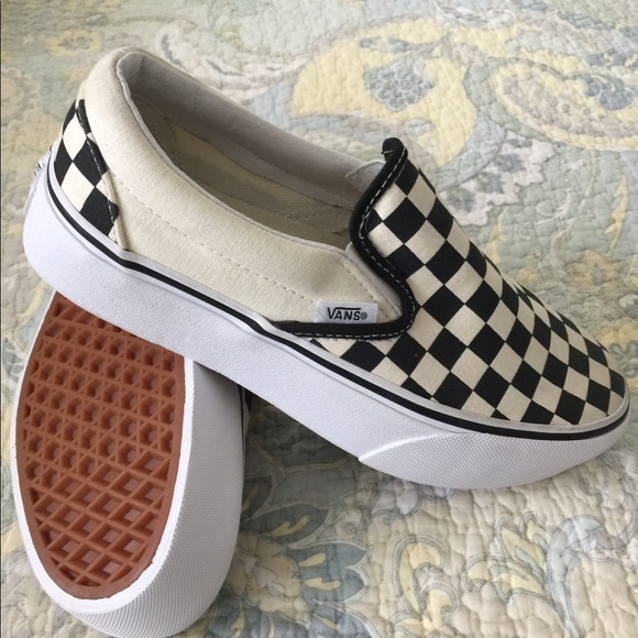 platform slip on vans checkered